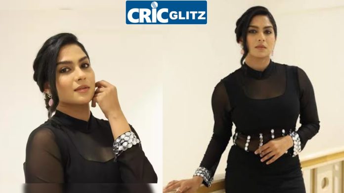 Actress Swasika